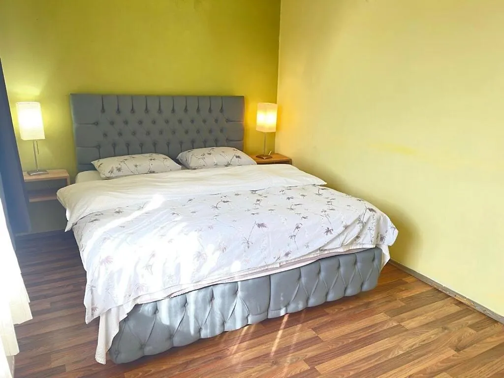 Top Location Sea View City Center Pedestrian St Esmirna Apartamento