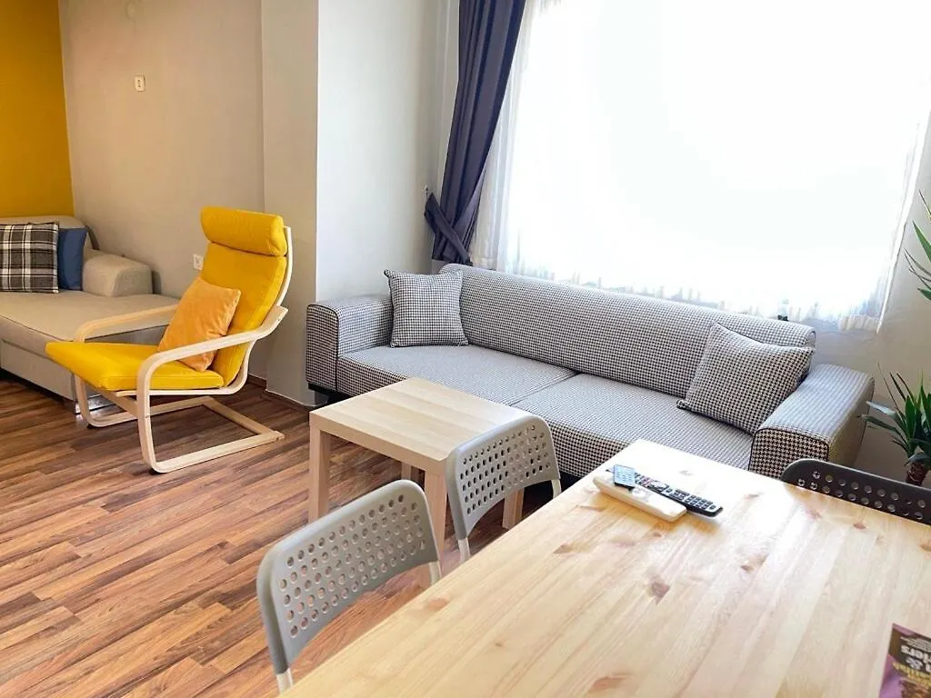 Top Location Sea View City Center Pedestrian St Esmirna Turquía